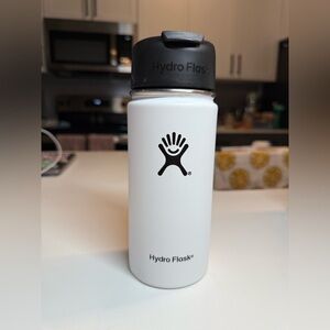 Hydro Flask White Water Bottle